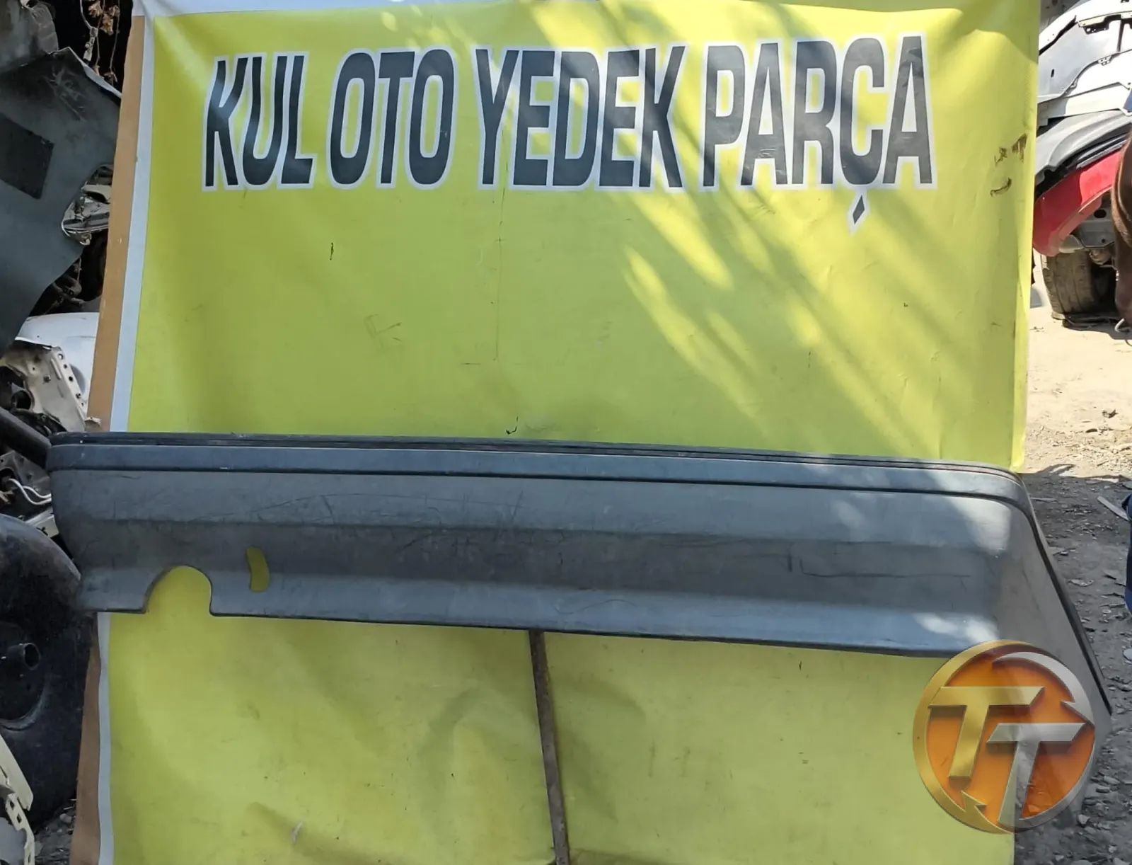 95 model Renault 9 arka tampon