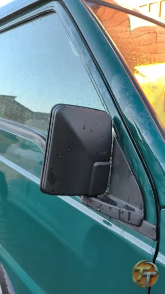 2000 model Mitsubishi l300 sağ ayna