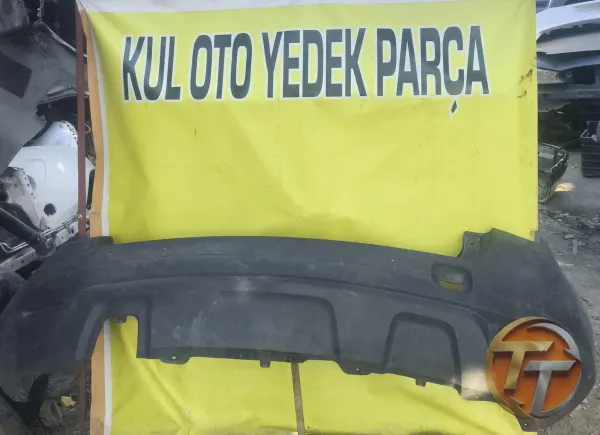 09.17 Dacia Duster 1 arka tampon