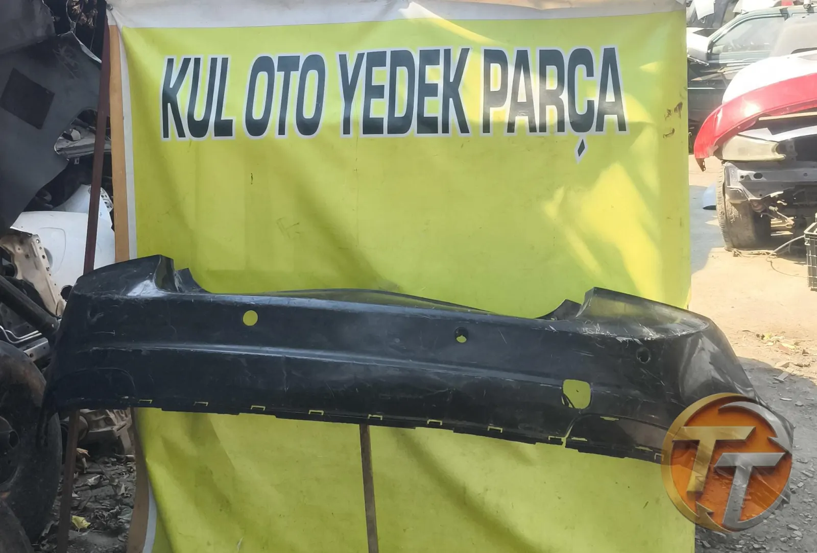 08.12 model Volvo S40 arka tampon