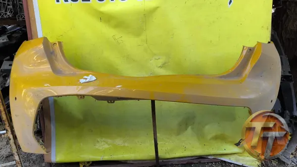 Peugeot 208 arka tampon