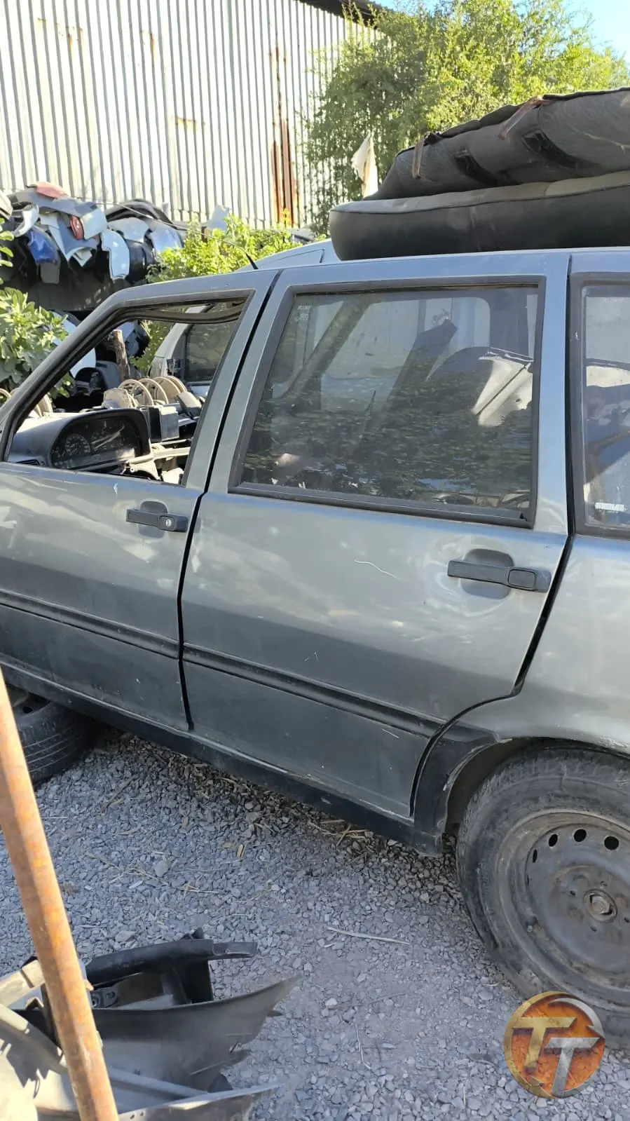 Fiat uno sol arka kapı