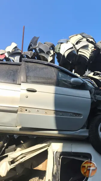2001 model Renault scenic sağ ön kapı