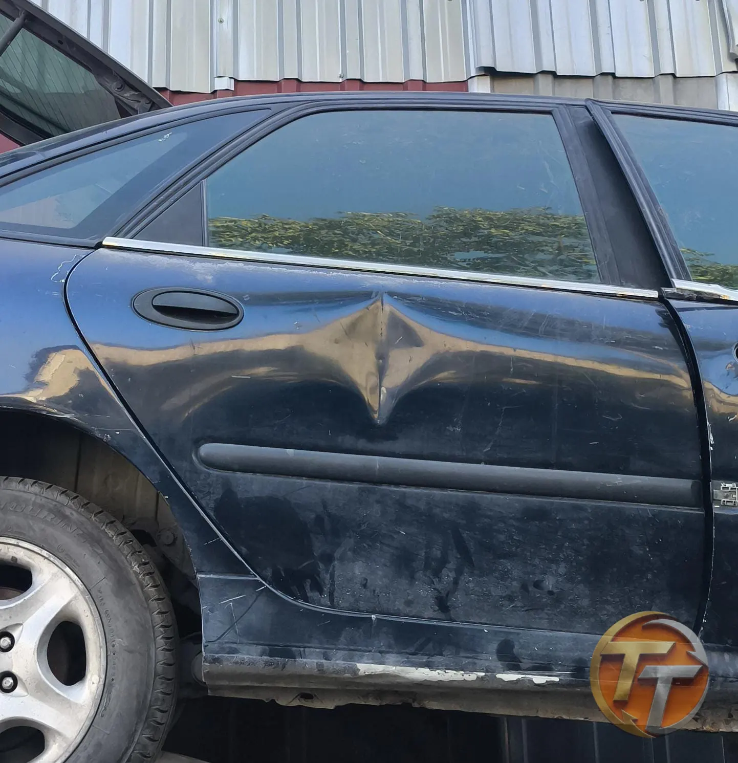 Renault Laguna 1 sağ arka dolu kapı