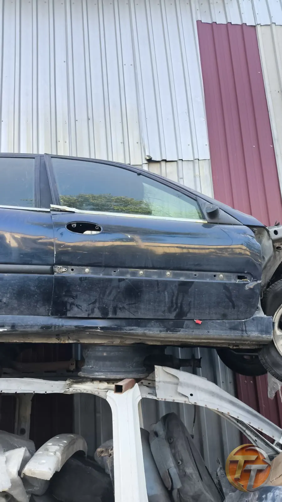Renault Laguna 1 sağ ön kapı