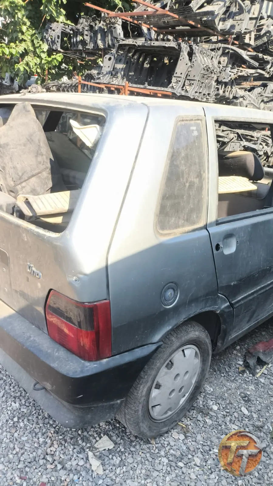 Fiat uno sağ arka kesme çamurluk
