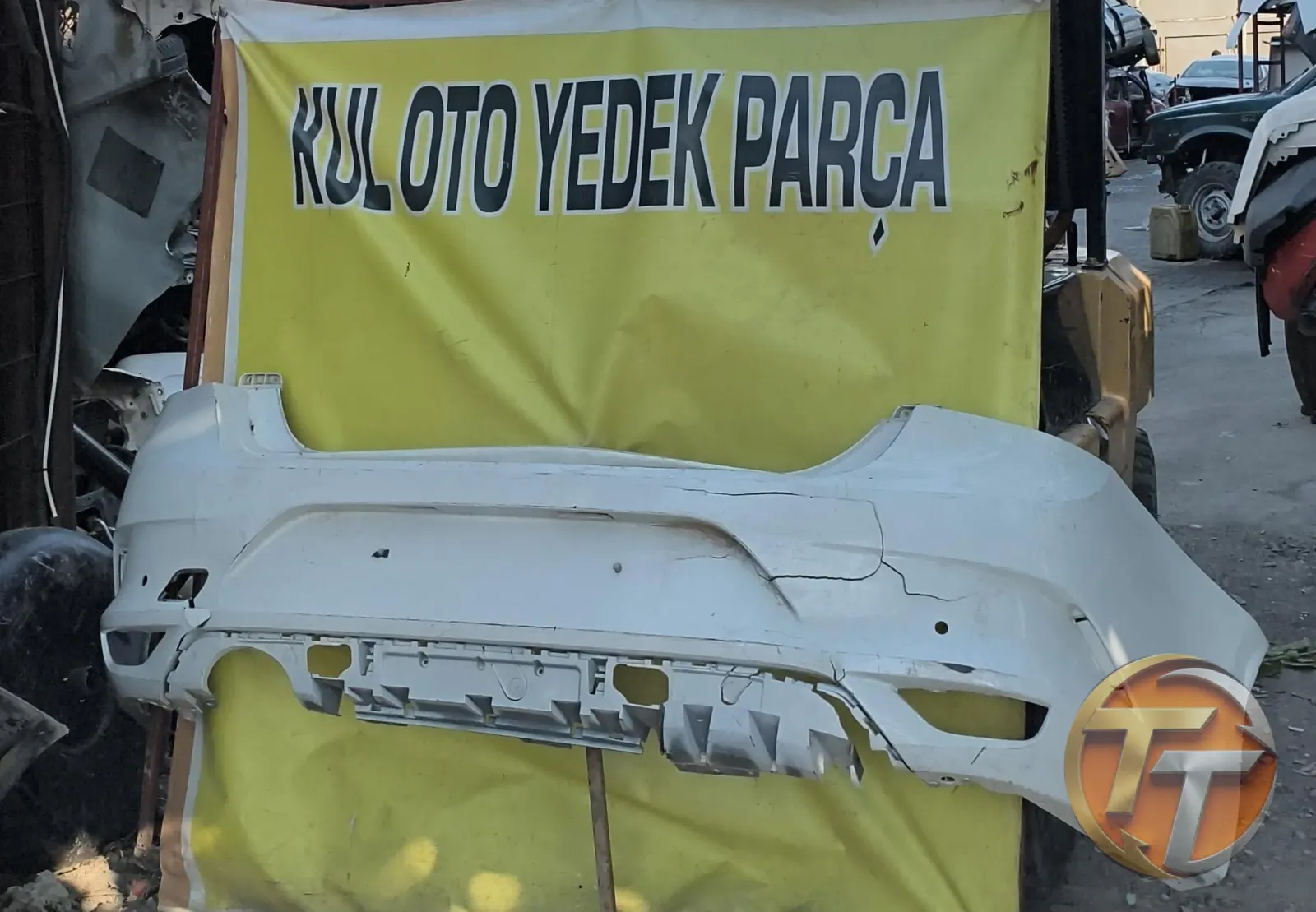 Renault Megane 4 arka tampon