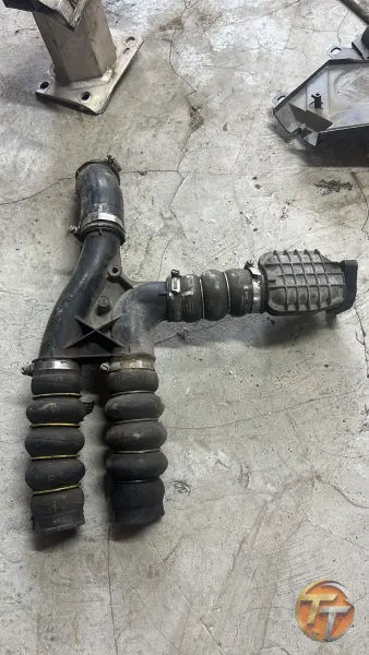 Partner tepe Turbo boruları