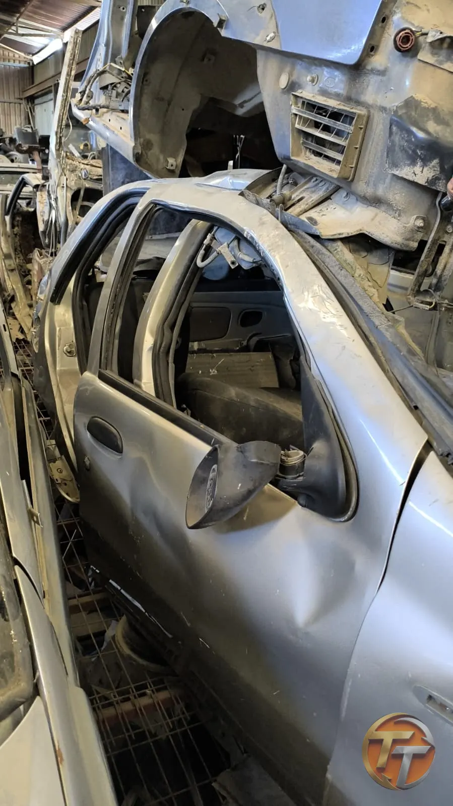 Fiat Albea sağ ön kapı