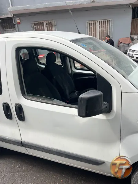 Fiat fiorino sağ ön kapı hatasız
