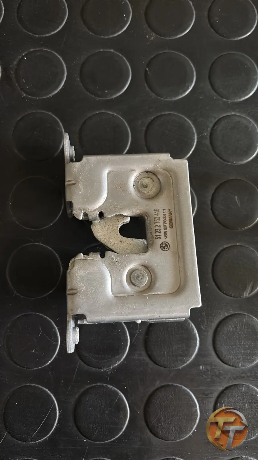 bmw x5 kaput kilidi alt sıfır orjınal