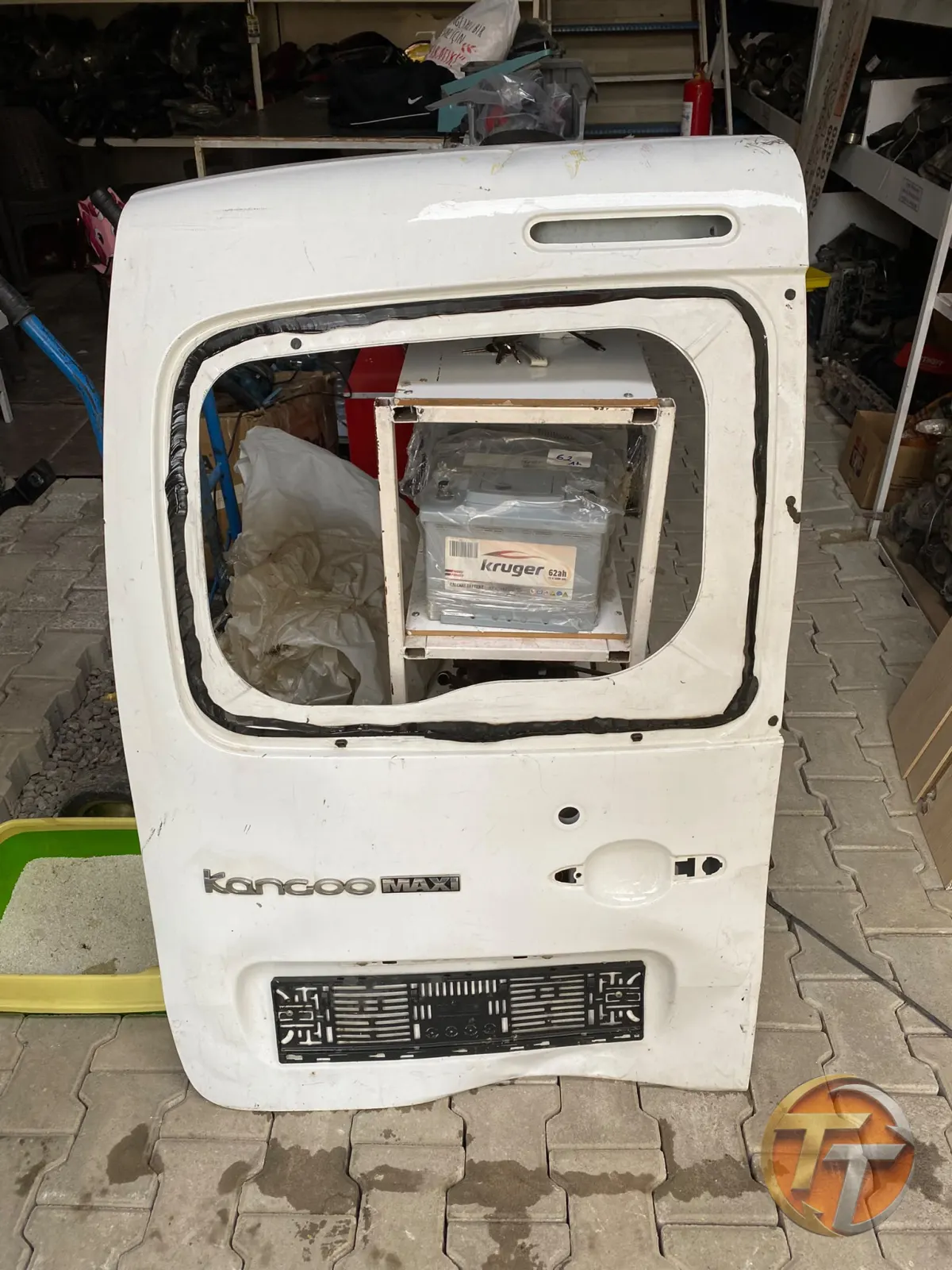 RENAULT KANGOO 3 BAGAJ KAPAĞI