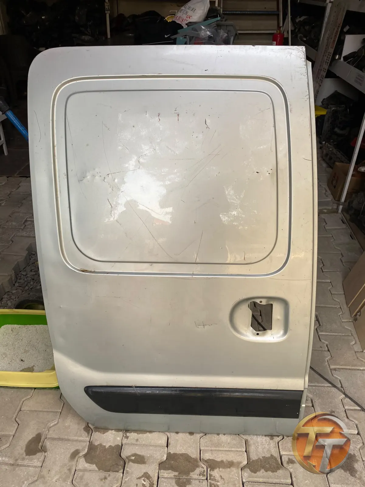 RENAULT KANGOO 2 SAĞ SÜRGÜLÜ KAPI