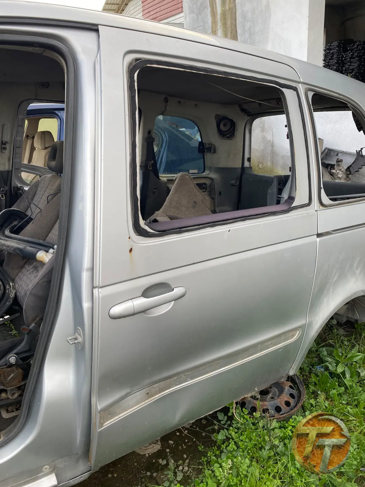MERCEDES VANEO SOL SÜRGÜLÜ KAPI