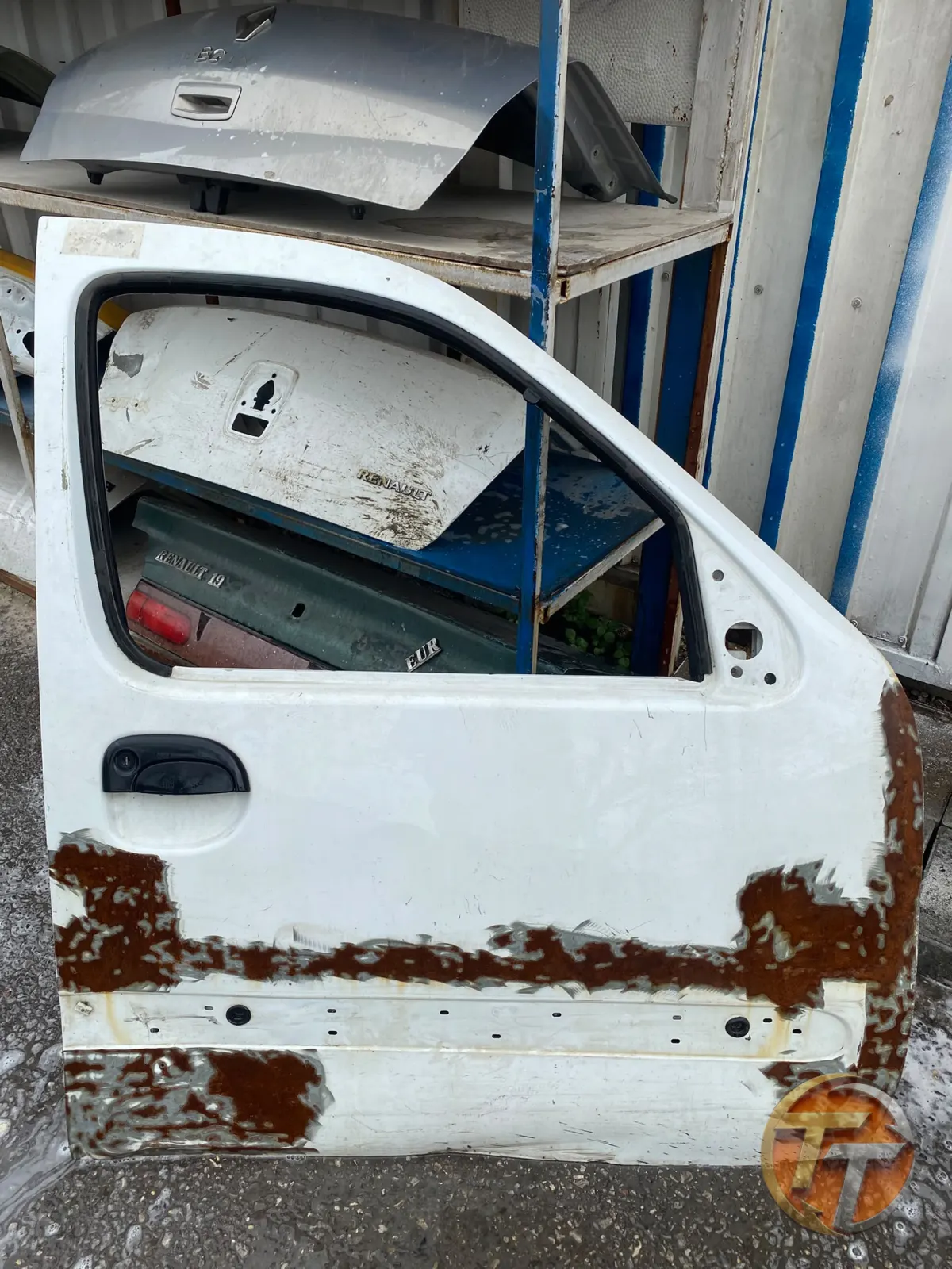 KANGOO 2 SAĞ ÖN KAPI