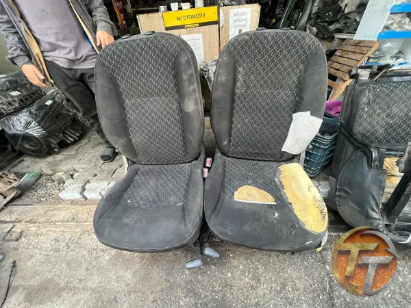 Renault Kango 3 ön koltuklar