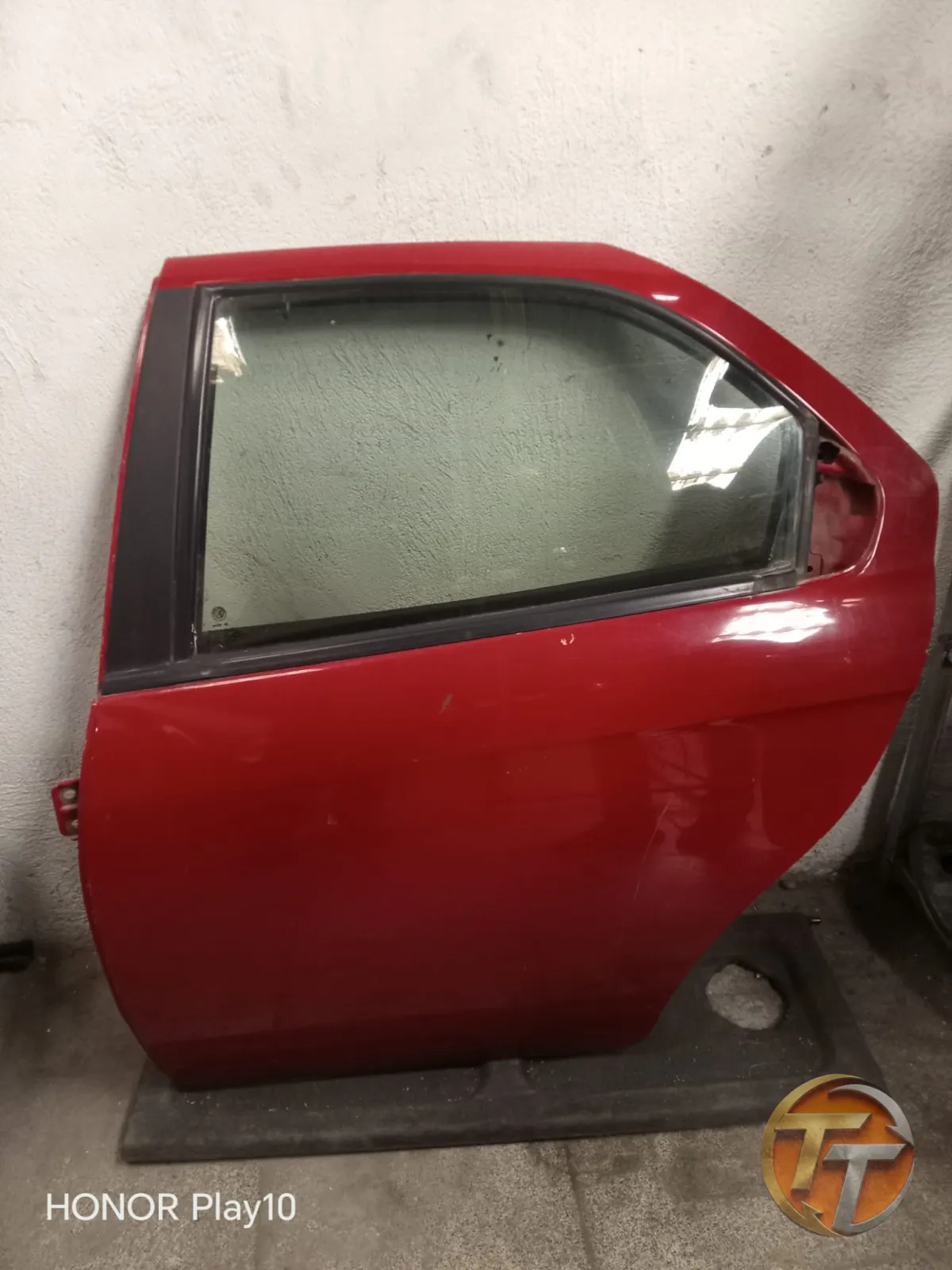Alfa Romeo sol arka kapı