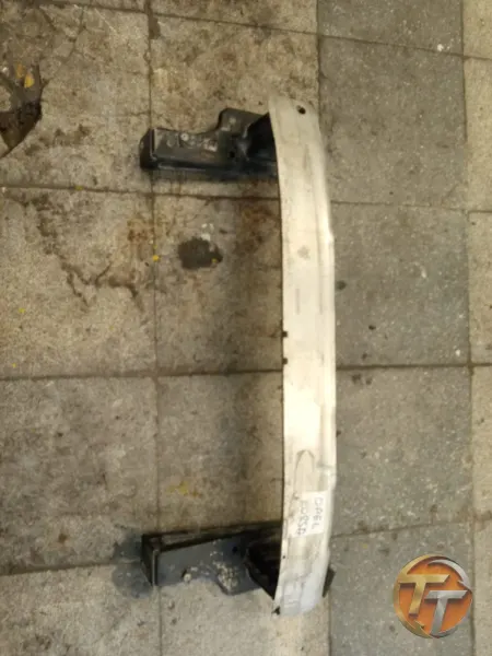 OPEL CORSA D ÖN TAMPON DEMİRİ