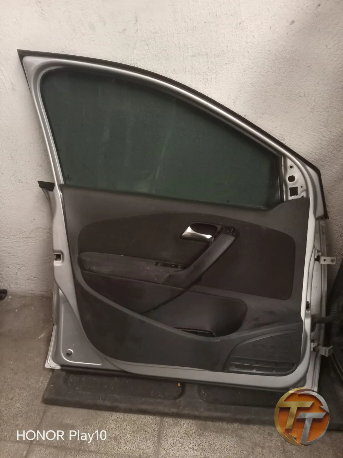 VOLKSWAGEN POLO ARKA SOL KAPI