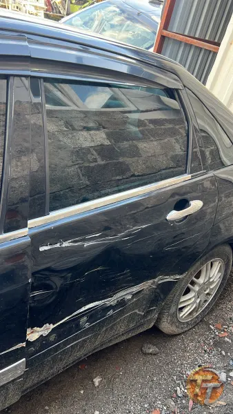 Ford Focus 1 sol arka kapı