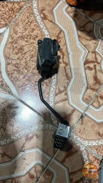 Fiat Doblo gaz pedalı
