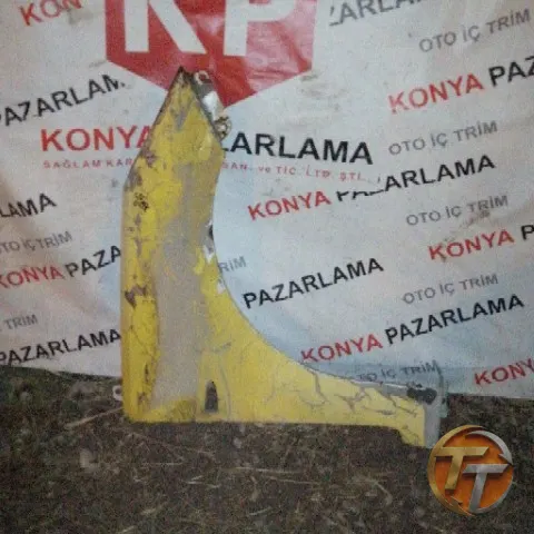BİLİNMEYEN sağ çamurluk Çr-047