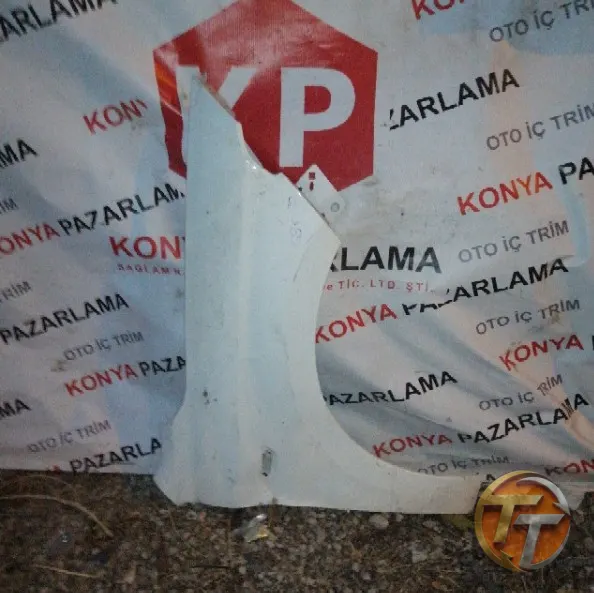 BİLİNMEYEN sağ çamurluk Çr-385