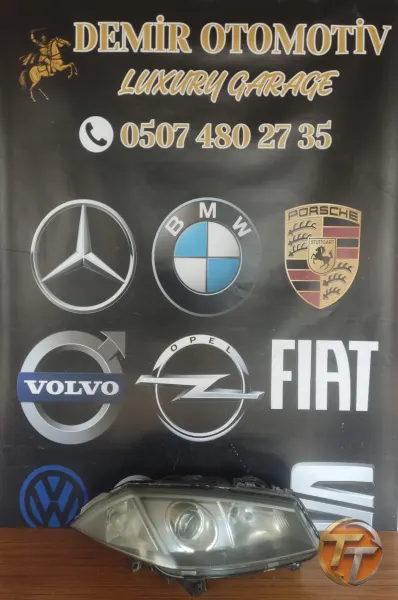 RENAULT MEGANE 2 MERCEKLİ XENON SAĞ FAR