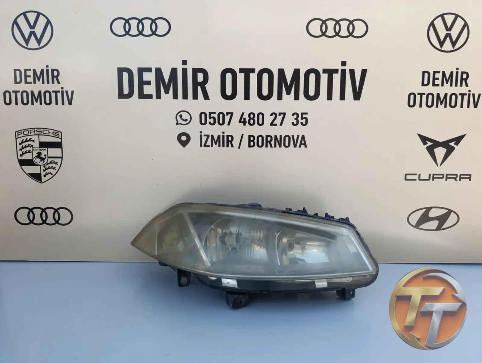 RENAULT MEGANE 2 SAĞ ÖN FAR ORJİNAL ÇIKMA 2003-2005