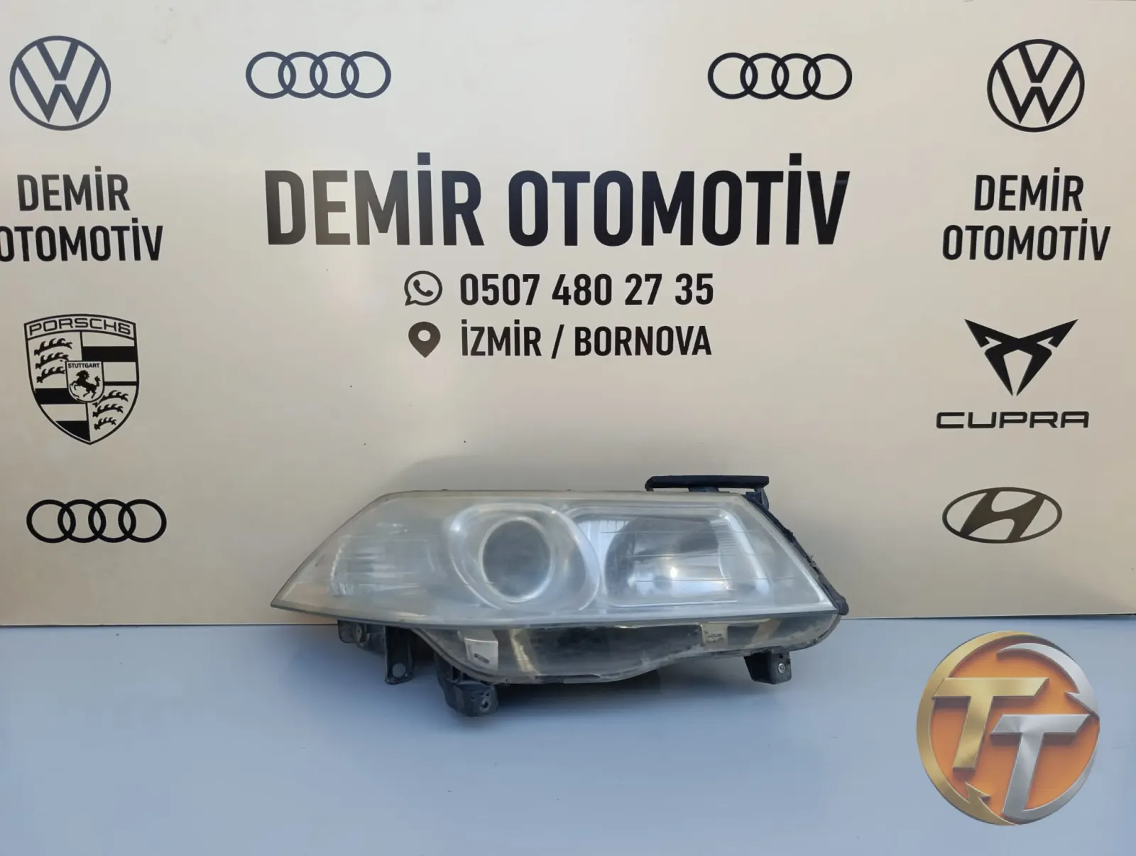 RENAULT MEGANE 2 SAĞ ÖN FAR ORJİNAL ÇIKMA 2006-2008