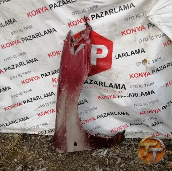 BİLİNMEYEN sağ çamurluk Çr-559