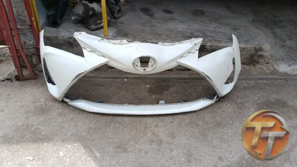 Toyota yaris ön tampon