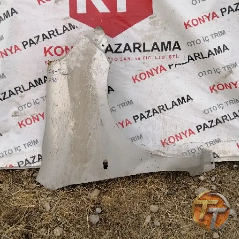 BİLİNMEYEN sağ çamurluk Çr-296