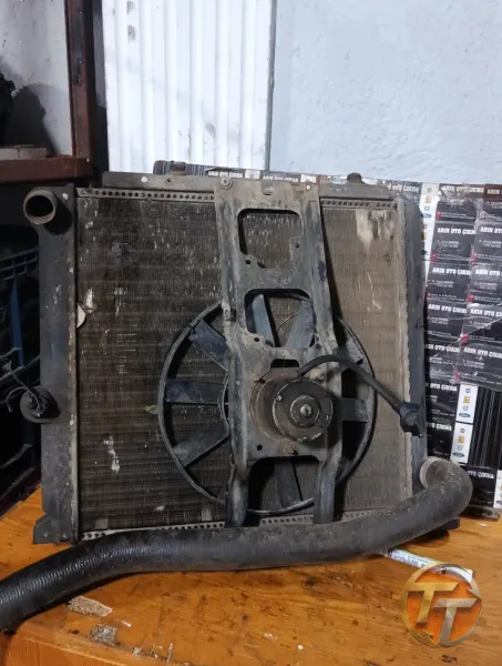 Renault 19 radyatör takımı