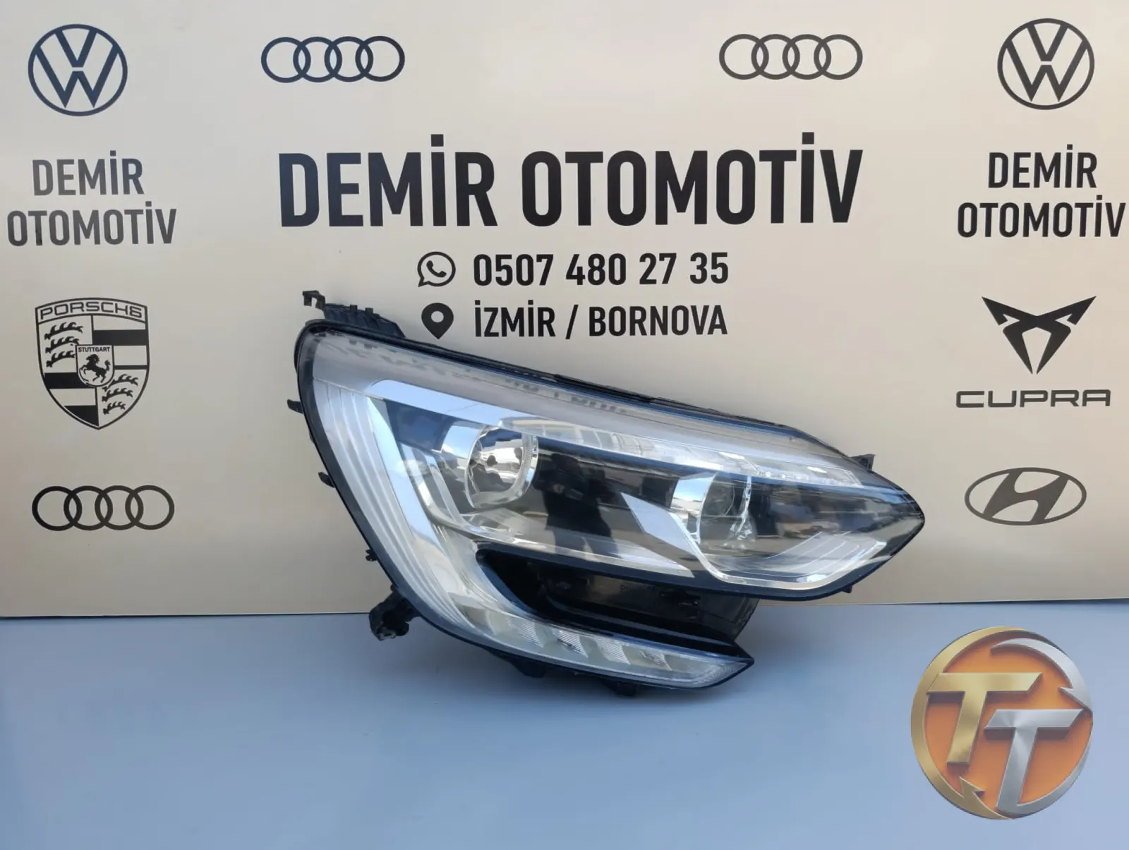 RENAULT MEGANE 4 SAĞ ÖN FAR ORJİNAL ÇIKMA 2016-2020