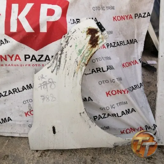 BİLİNMEYEN sağ çamurluk Çr-788