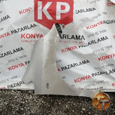BİLİNMEYEN sağ çamurluk Çr-566