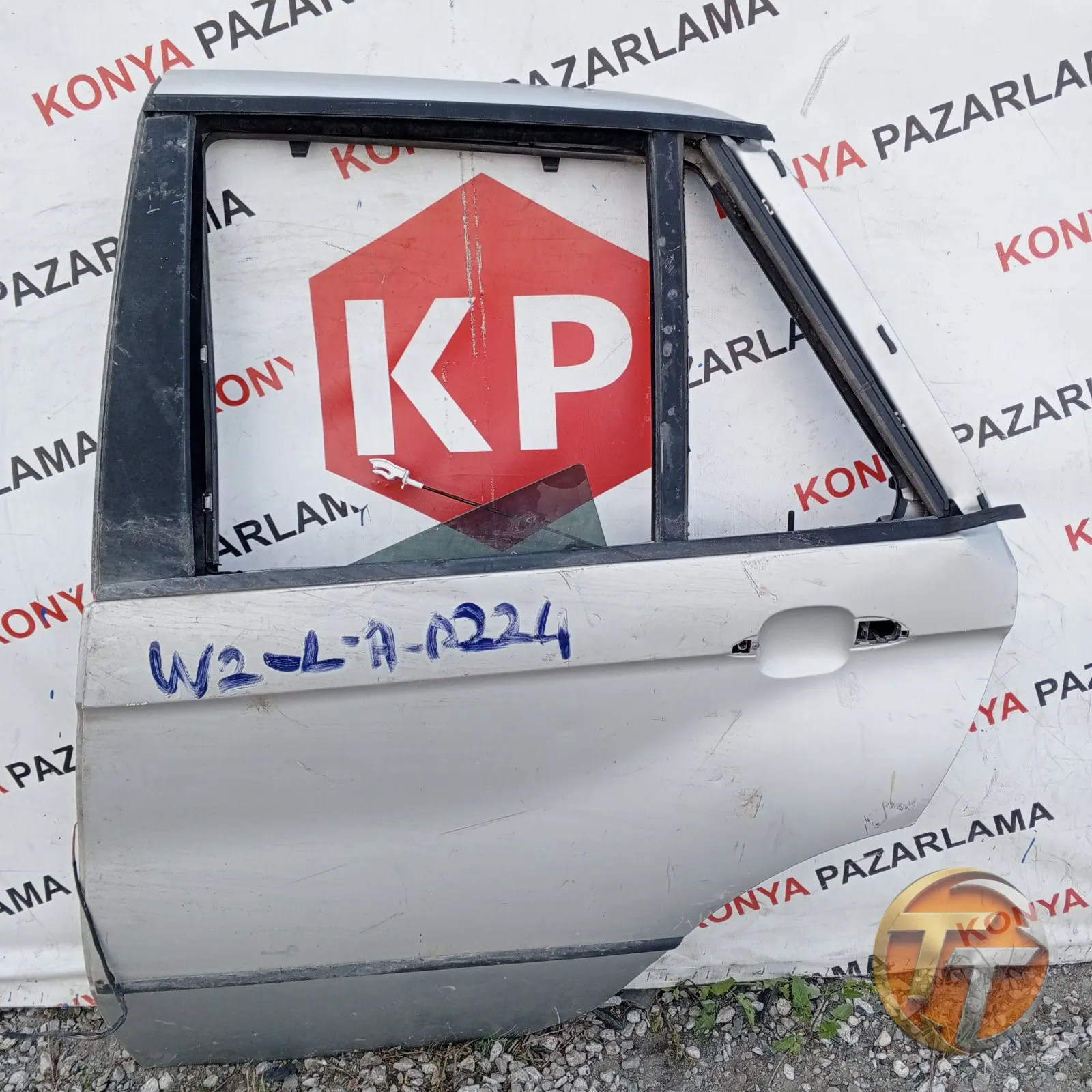 BİLİNMEYEN SOL ARKA KAPI W2-L-A-0224