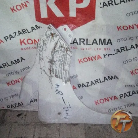 BİLİNMEYEN sağ çamurluk Çr-744