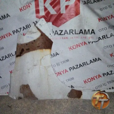 BİLİNMEYEN sağ çamurluk Çr-762