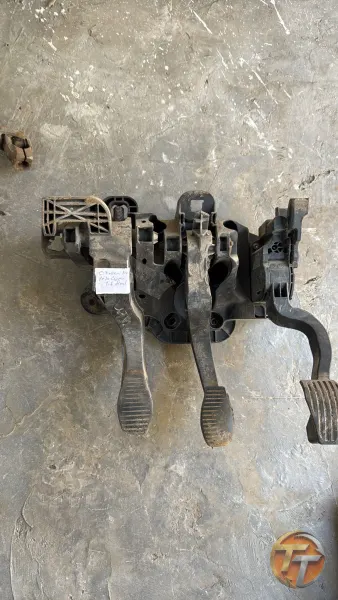Peugeot piper pedal takımı