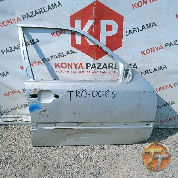 Bilinmeyen sağ ön kapı Trö-0083