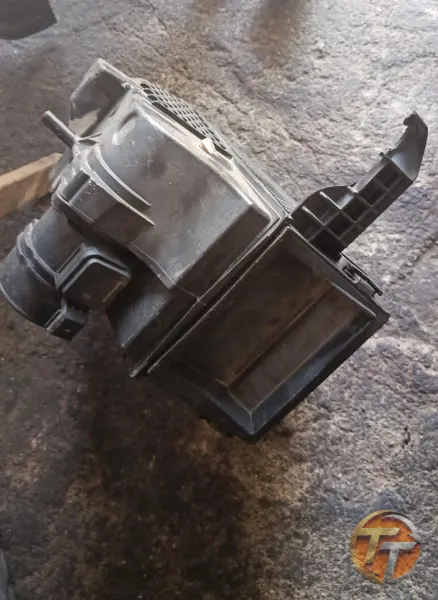 Renault megsne 2 hava filtresi kutusu