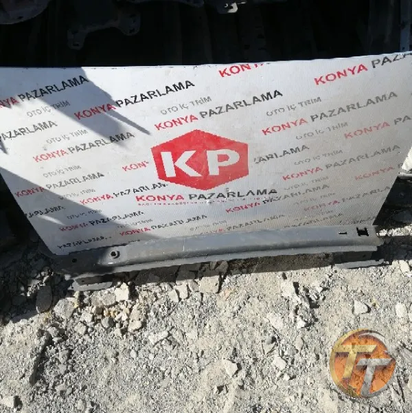 BMW E87 arka tampon demiri Td-433
