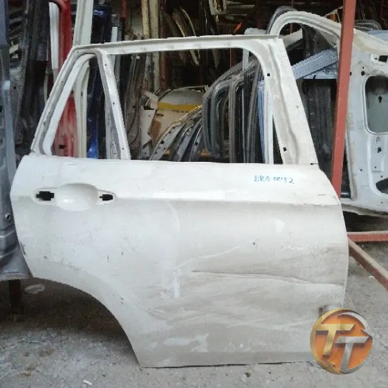 BMW X1 sağ ön kapı Era-0012 Esan