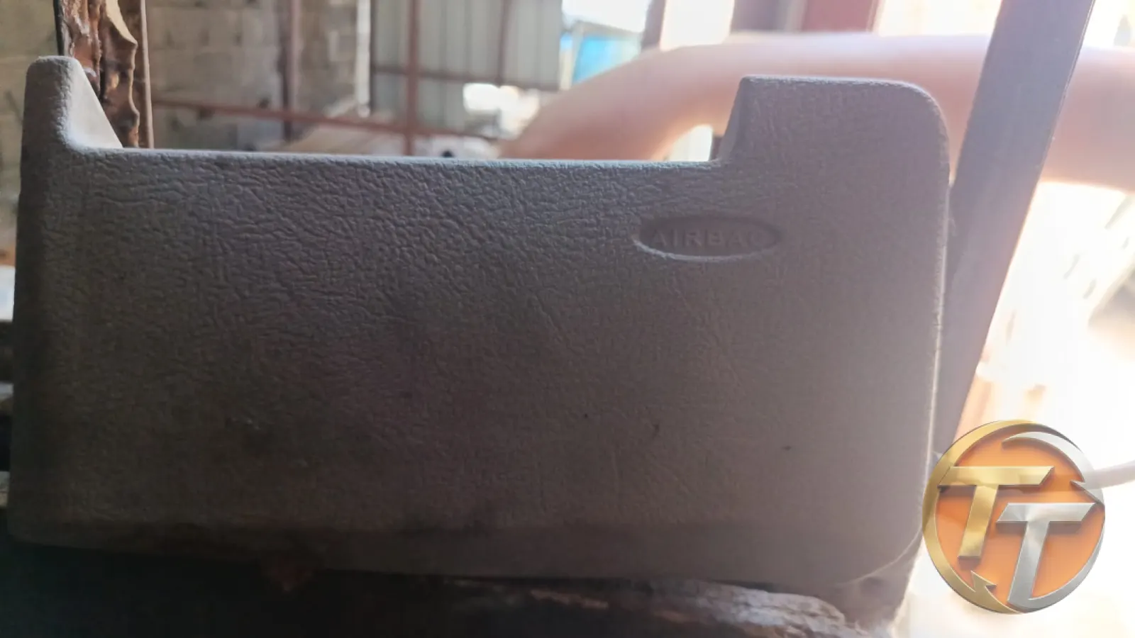Titre c beş. Airbag yolcu