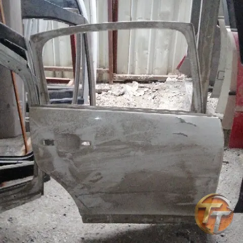 CİTROËN C4 sağ arka kapı Era-0070 Esan