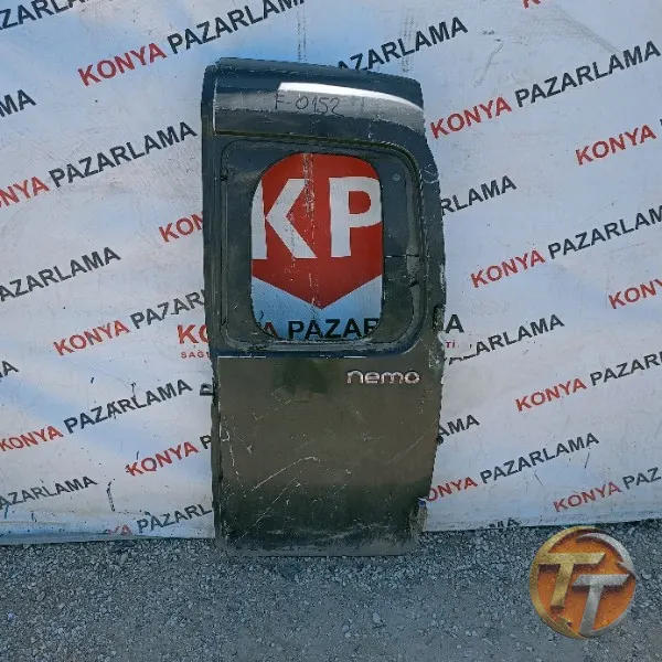 Citroen Nemo sağ bagaj kapağı F-0152