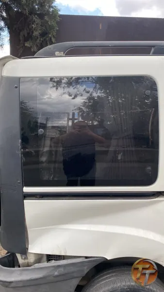 Doblo 2 sağ arka kelebek cam