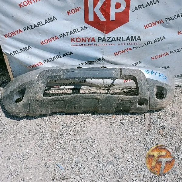 Dacia Duster ön tampon Arn-0852